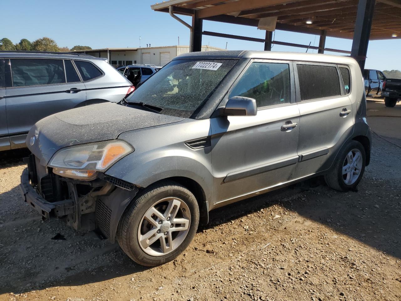 2011 Kia Soul + VIN: KNDJT2A23B7227569 Lot: 77222174