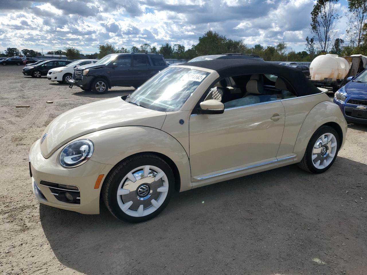 2019 Volkswagen Beetle S VIN: 3VW5DAAT6KM501433 Lot: 75014144