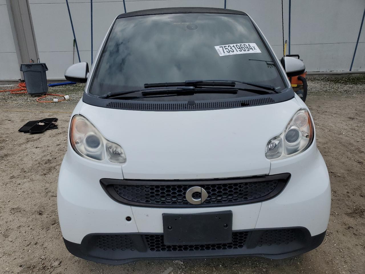 2013 Smart Fortwo Pure VIN: WMEEJ3BA1DK695871 Lot: 75319694