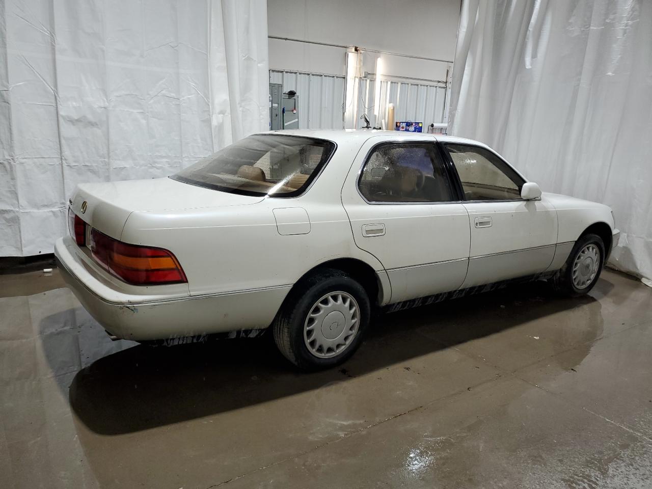 JT8UF11E9N0108588 1992 Lexus Ls 400