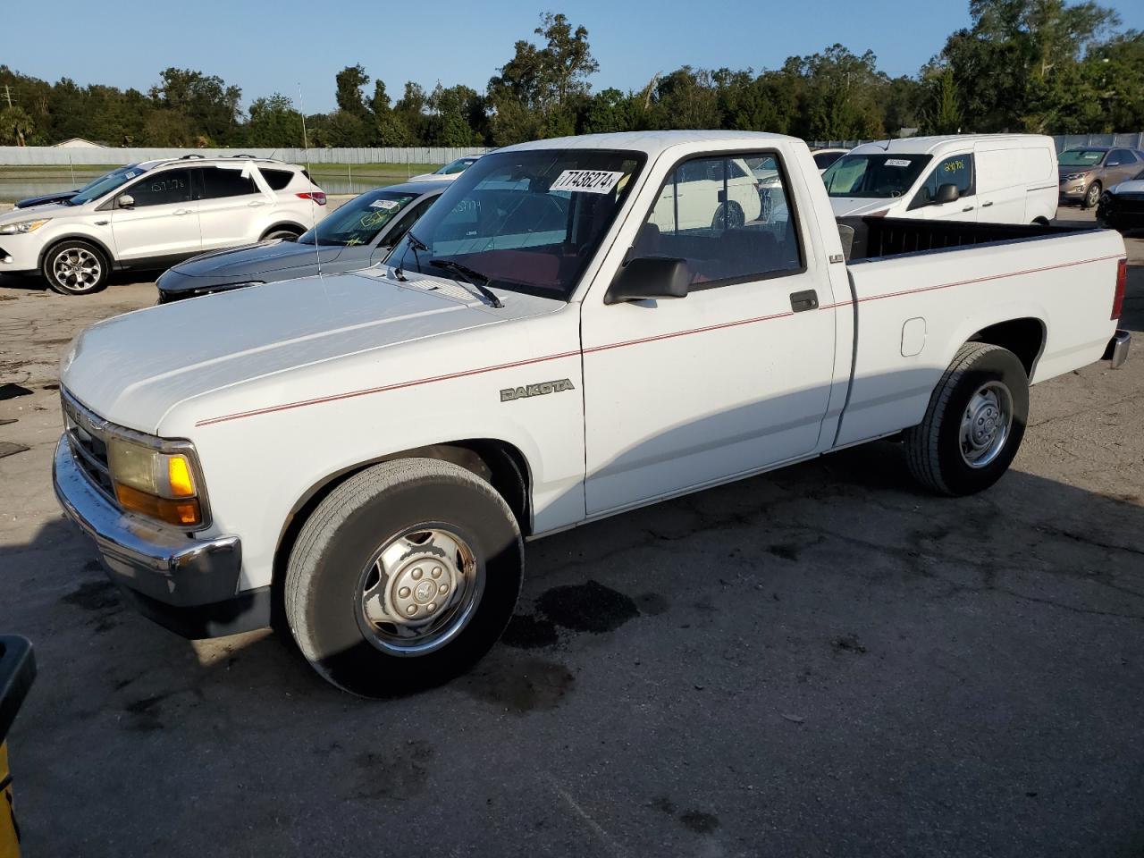 1992 Dodge Dakota VIN: 1B7FL26XXNS690465 Lot: 77436274