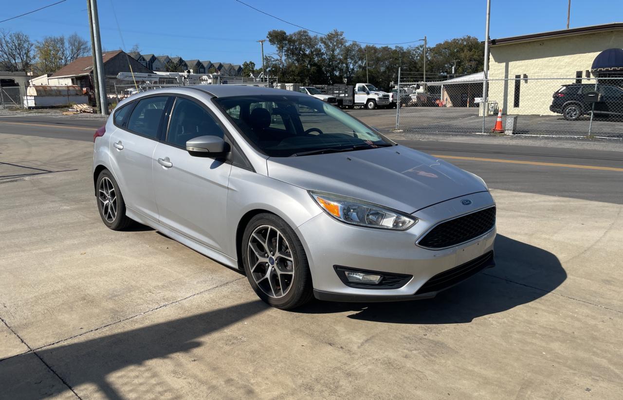 2015 Ford Focus Se VIN: 1FADP3K28FL360711 Lot: 76101824