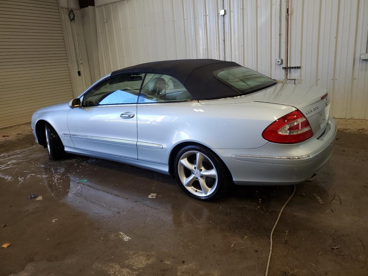 2005 Mercedes-Benz Clk 320 VIN: WDBTK65G95T045376 Lot: 76740364