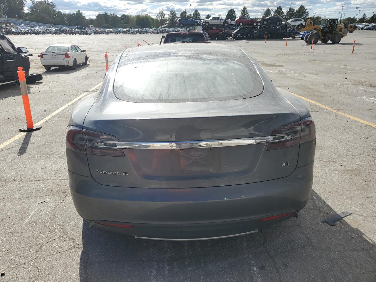 2013 Tesla Model S VIN: 5YJSA1DN6DFP07077 Lot: 76242384