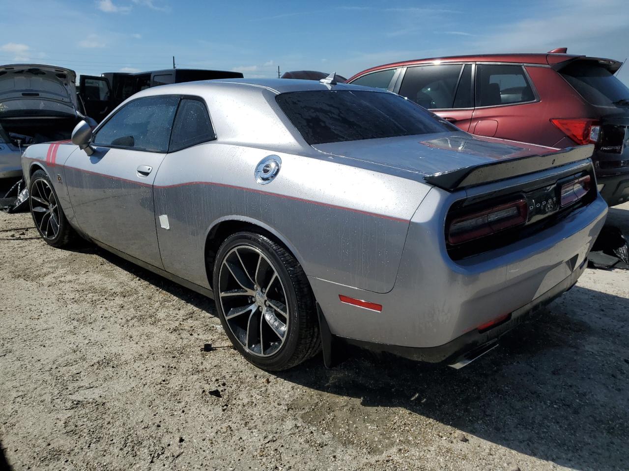 2015 Dodge Challenger R/T Scat Pack VIN: 2C3CDZFJ4FH787727 Lot: 74691494