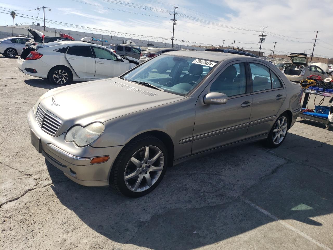 2003 Mercedes-Benz C 230K Sport Sedan VIN: WDBRF40J33F421393 Lot: 75850424