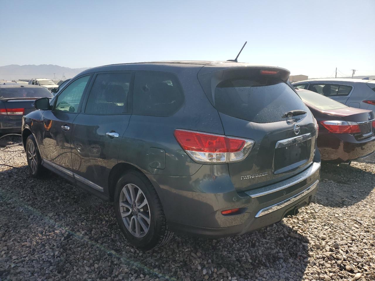 2014 Nissan Pathfinder S VIN: 5N1AR2MM4EC624551 Lot: 72772414