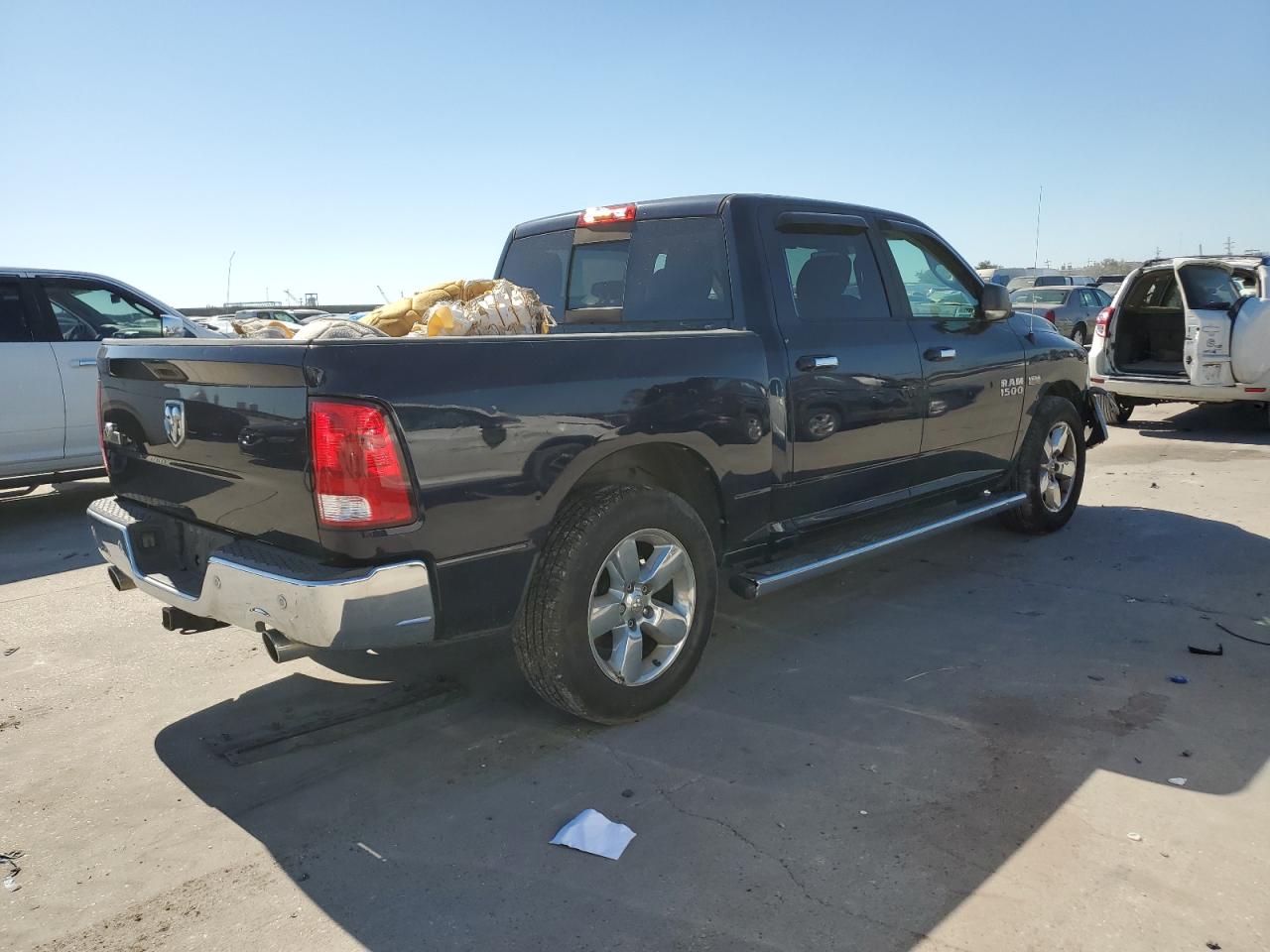 2017 Ram 1500 Slt VIN: 3C6RR6LT4HG573455 Lot: 75930334