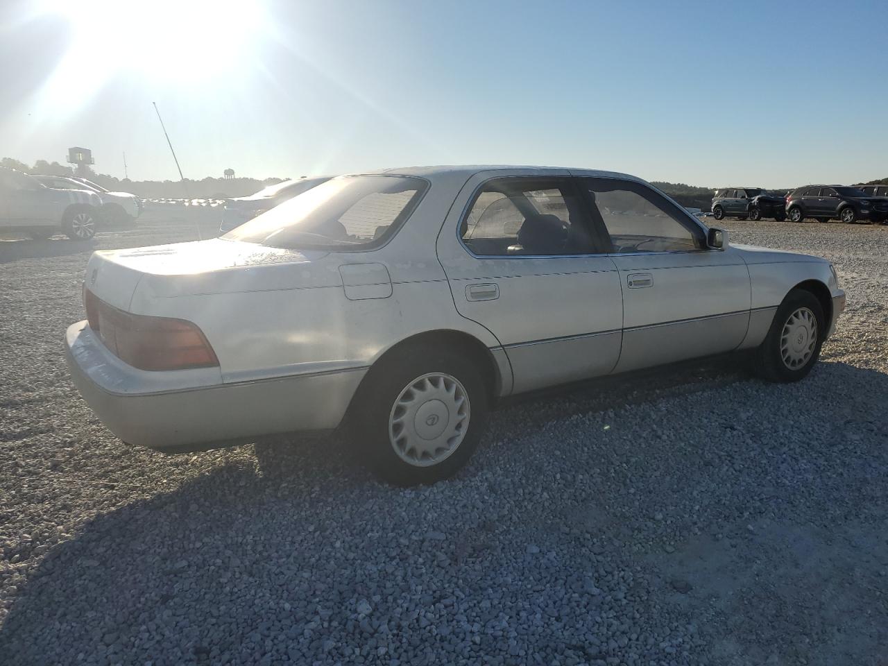 1990 Lexus Ls 400 VIN: JT8UF11E4L0045977 Lot: 75699264