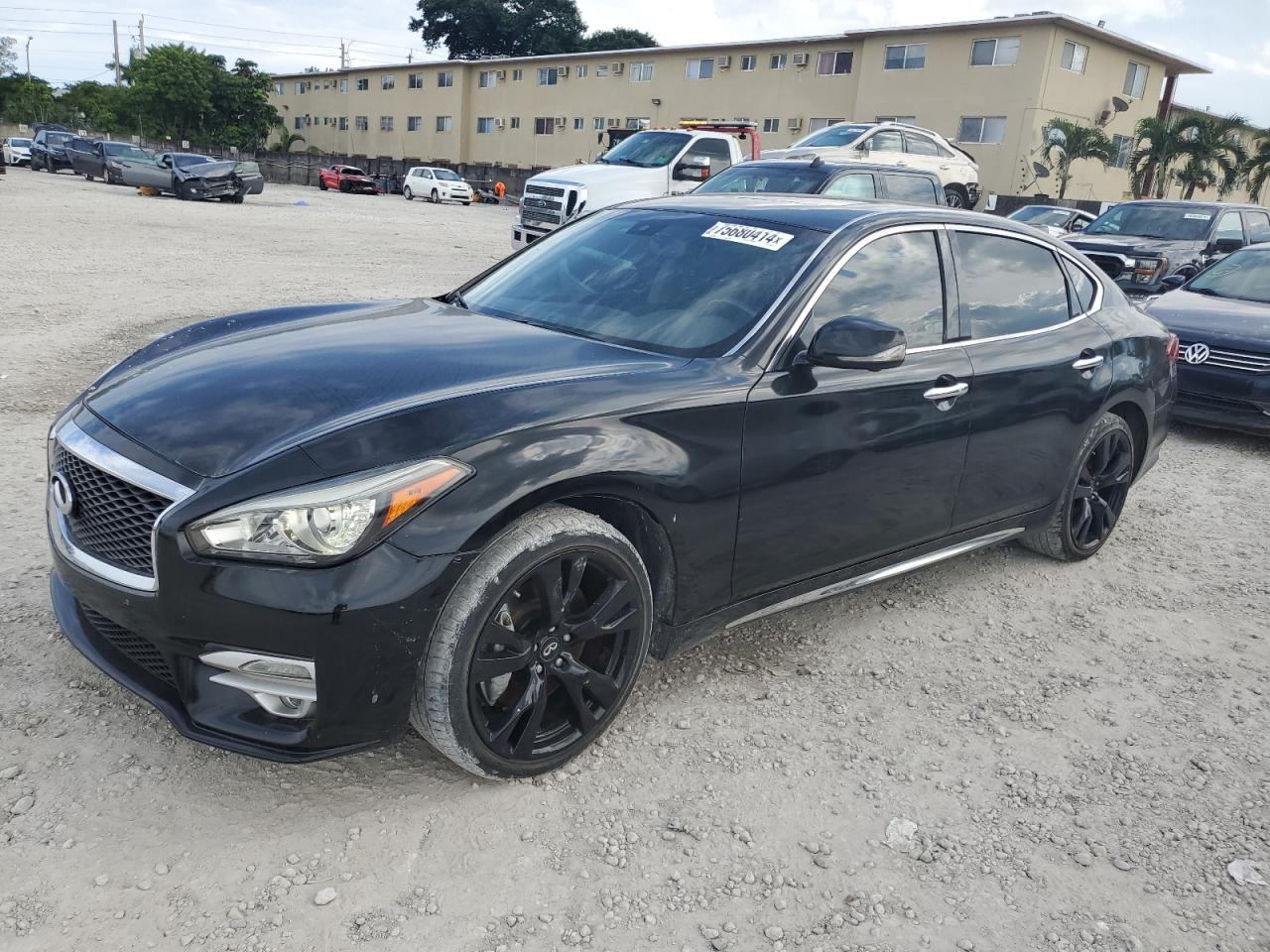 2017 Infiniti Q70L 5.6 VIN: JN1AY1PR6HM150029 Lot: 75680414