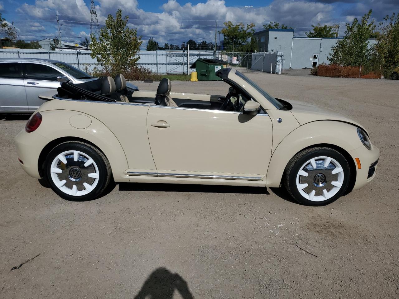 2019 Volkswagen Beetle S VIN: 3VW5DAAT6KM501433 Lot: 75014144