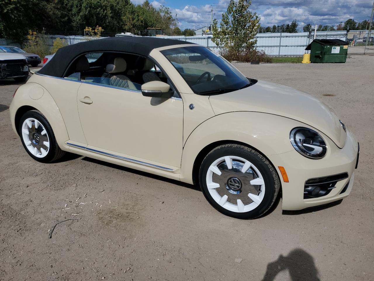 2019 Volkswagen Beetle S VIN: 3VW5DAAT6KM501433 Lot: 75014144