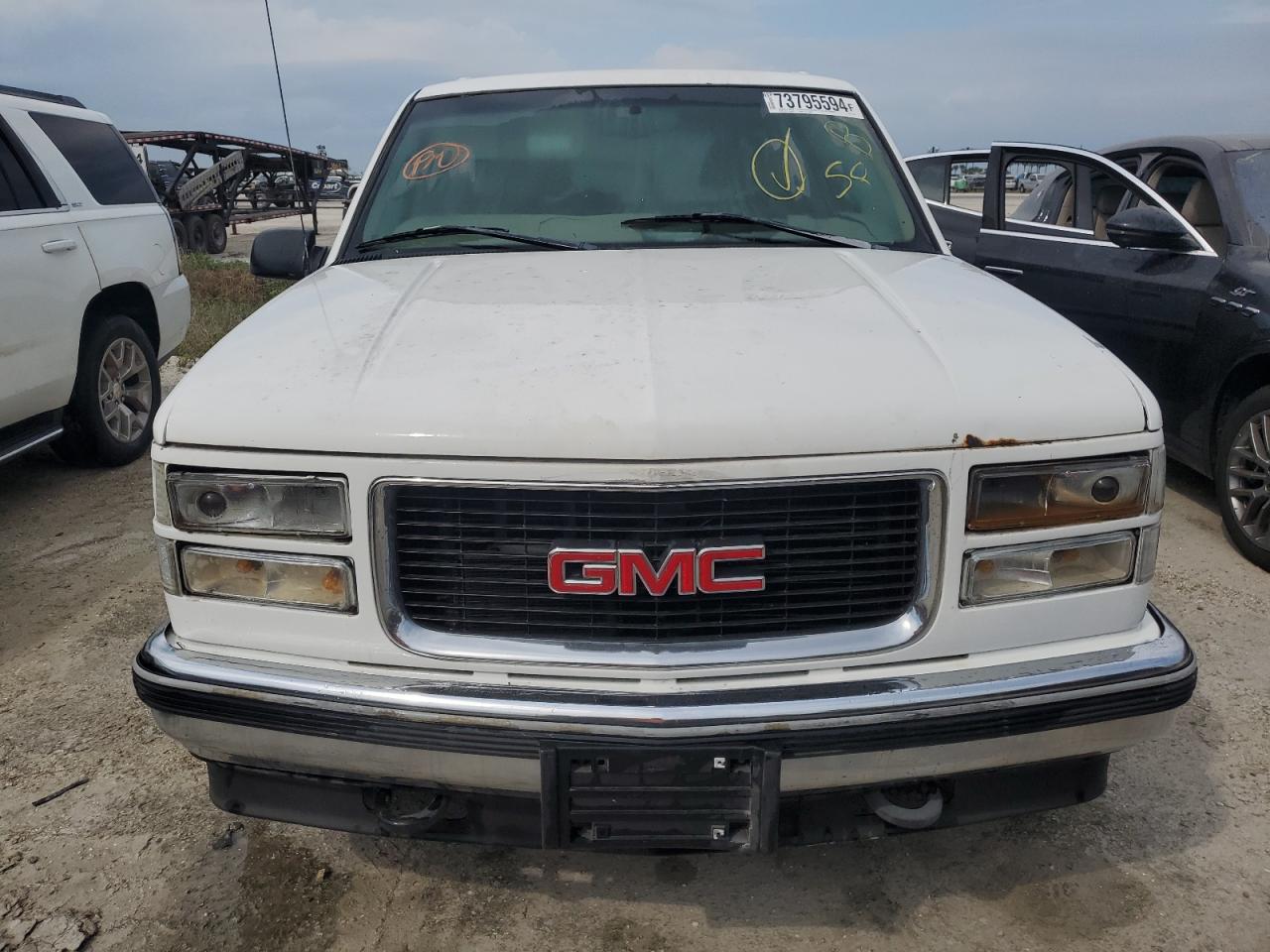 1998 GMC Yukon VIN: 1GKEK13R9WJ711087 Lot: 73795594