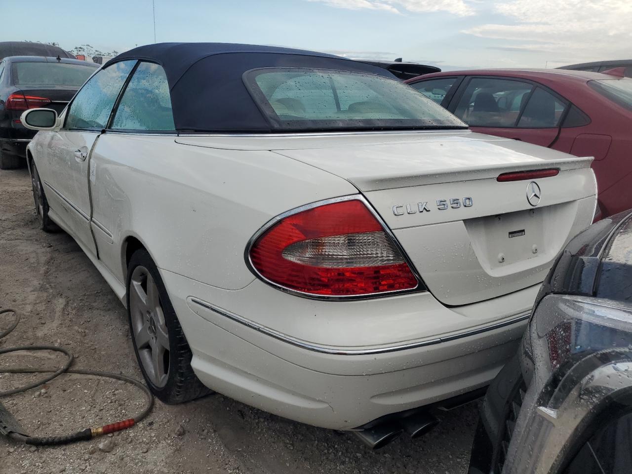 WDBTK72F97T084134 2007 Mercedes-Benz Clk 550