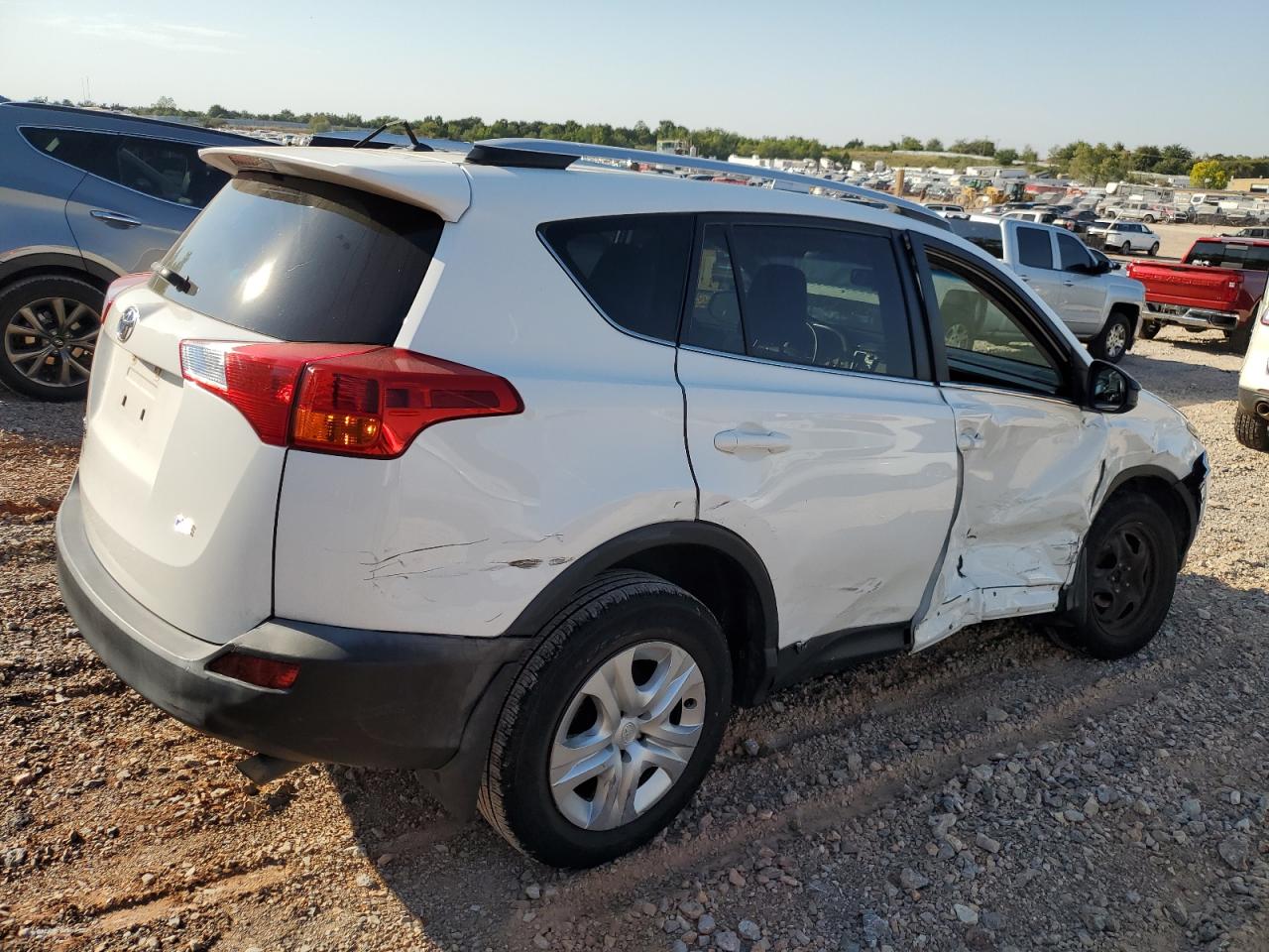 JTMZFREV3EJ006679 2014 Toyota Rav4 Le