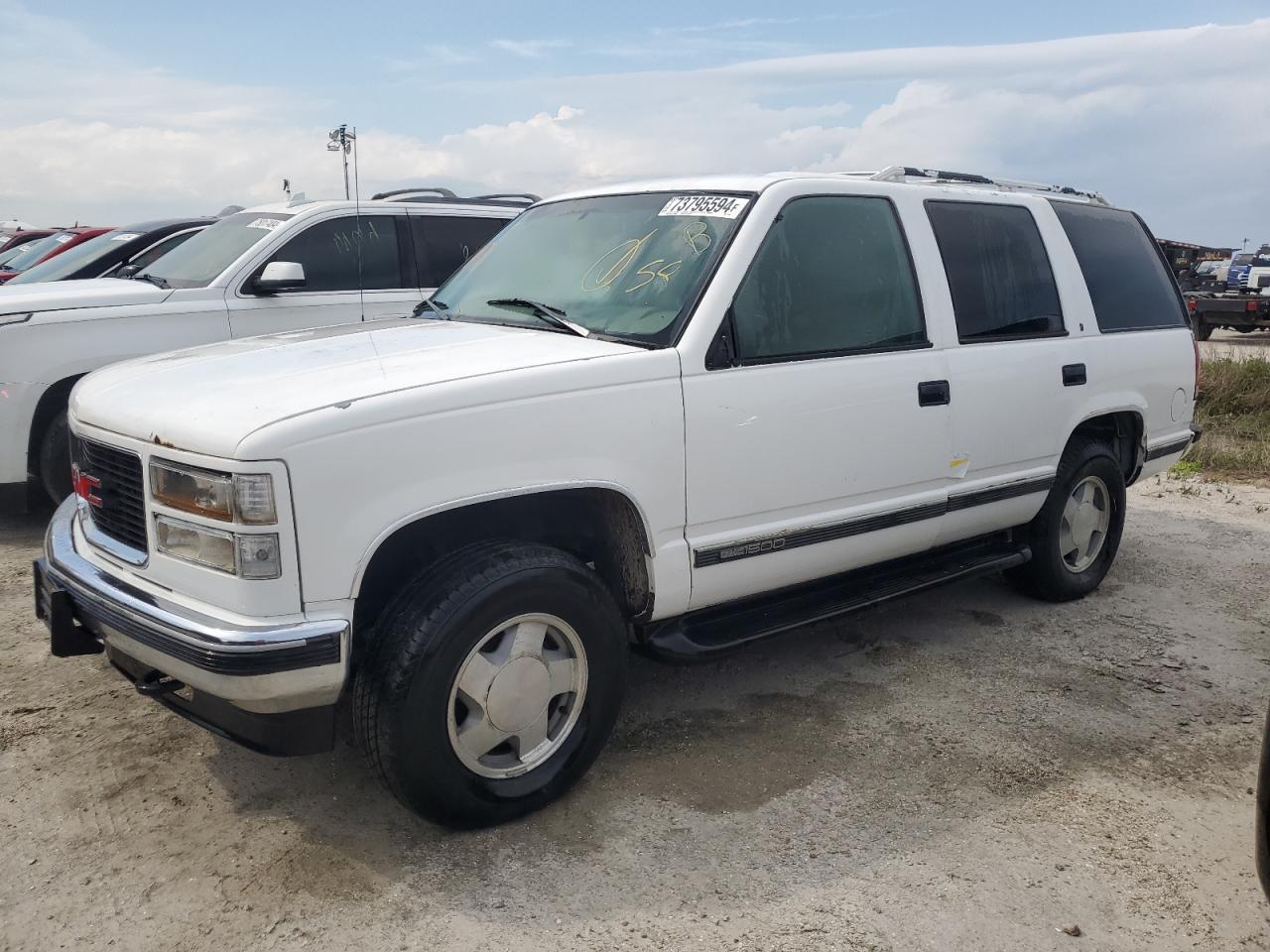 1998 GMC Yukon VIN: 1GKEK13R9WJ711087 Lot: 73795594