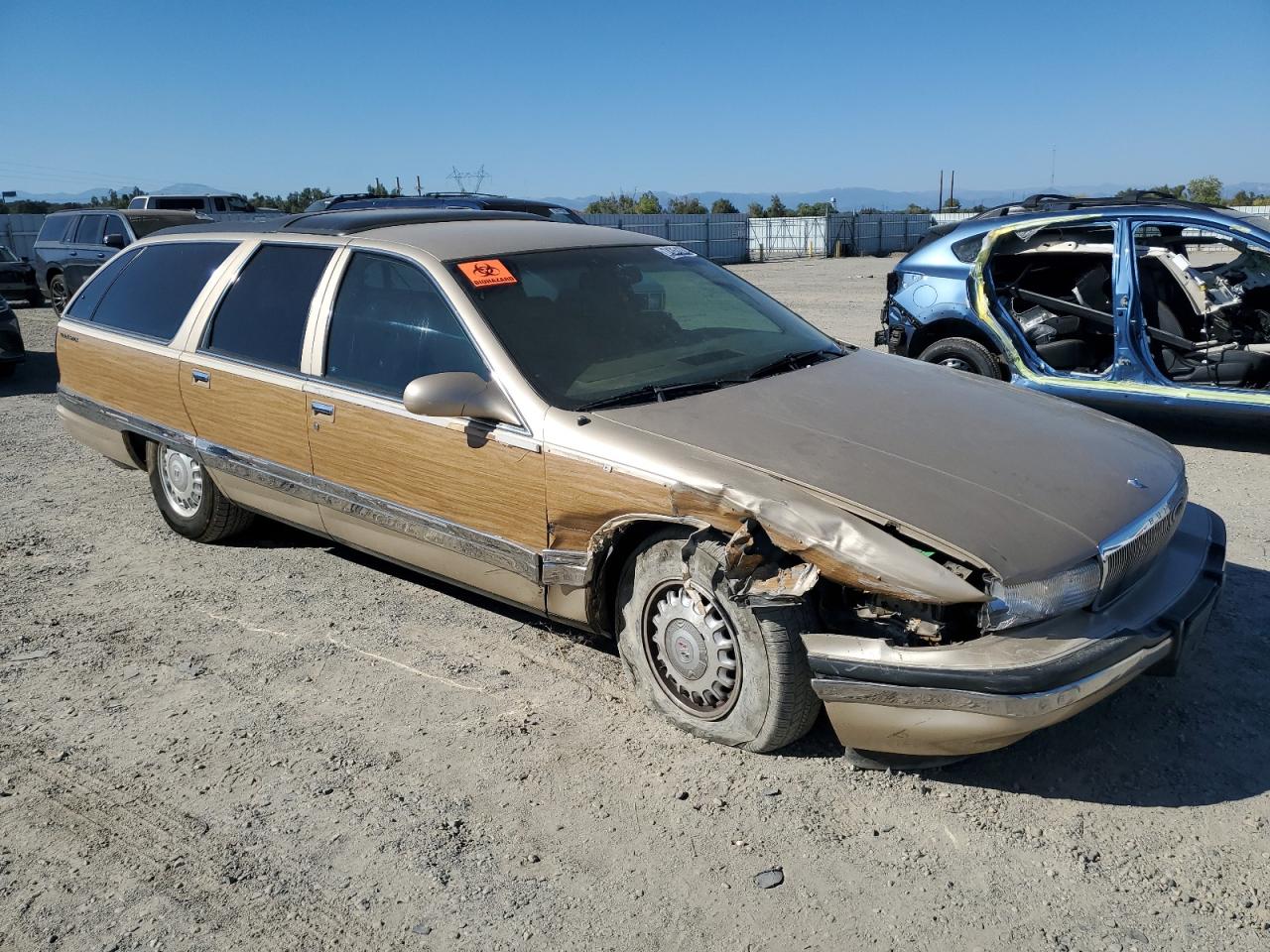 1996 Buick Roadmaster Base VIN: 1G4BR82P9TR419337 Lot: 74254334