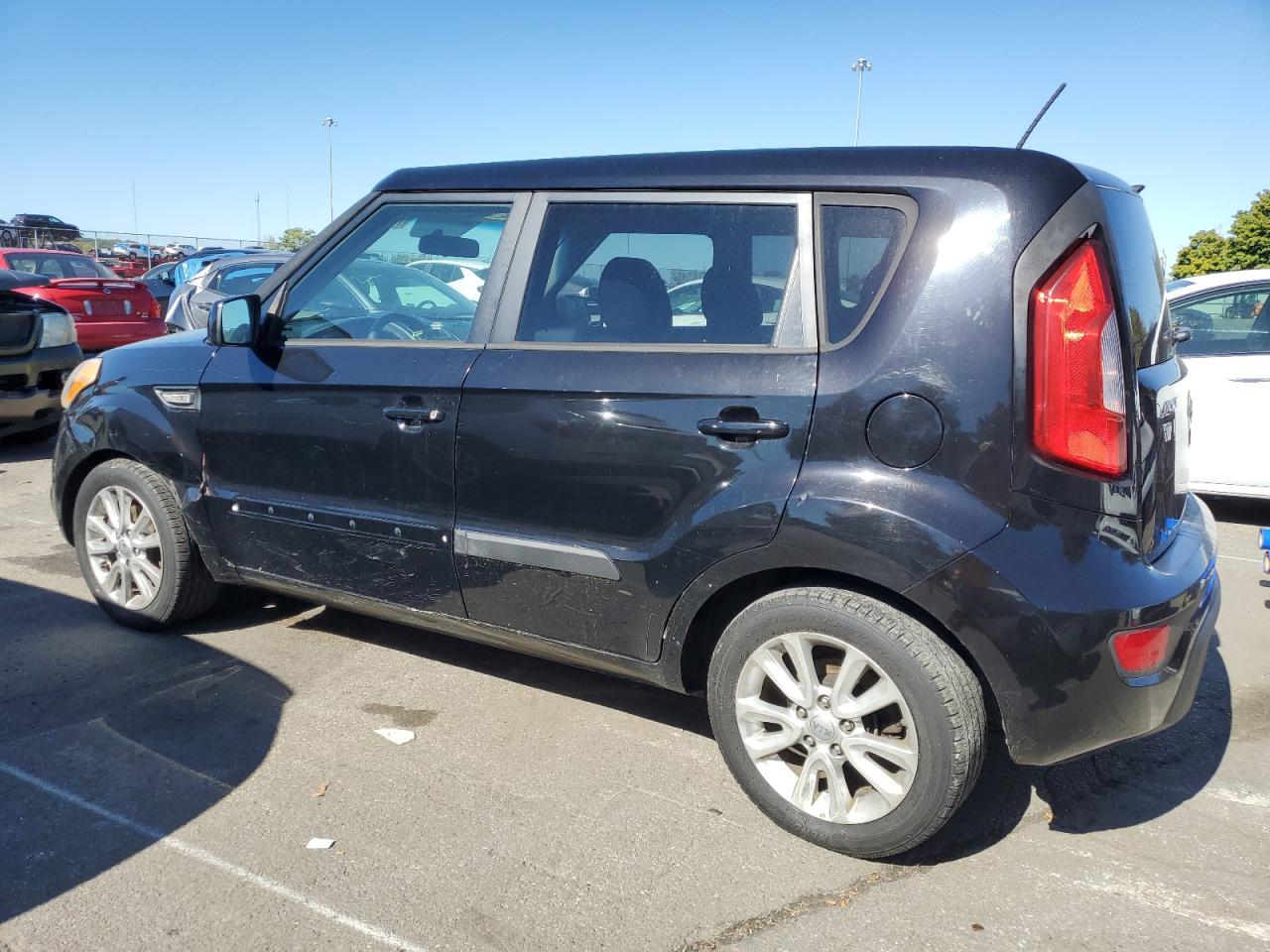 2013 Kia Soul VIN: KNDJT2A52D7614028 Lot: 75201694