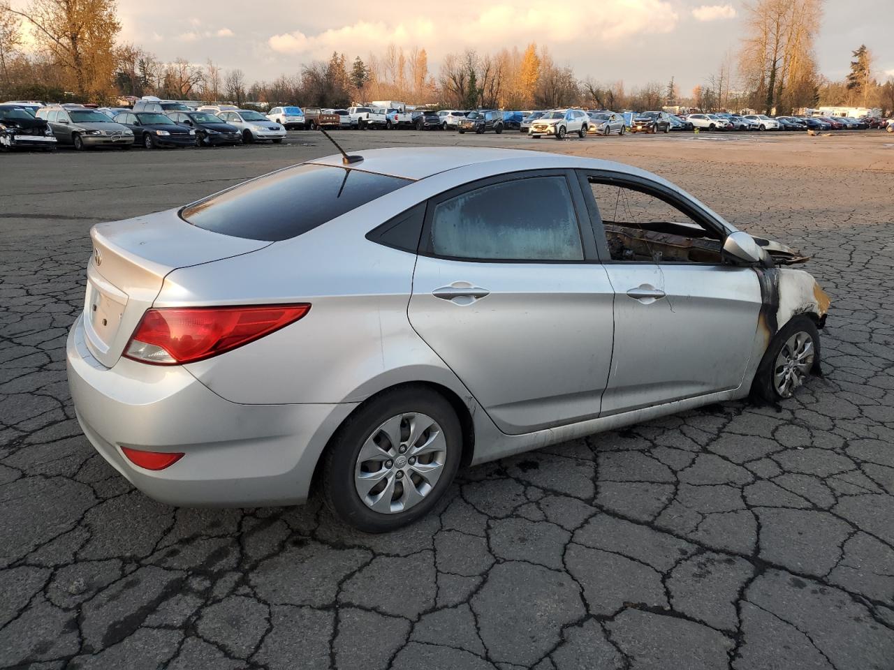 2017 Hyundai Accent Se VIN: KMHCT4AE6HU196466 Lot: 82889574