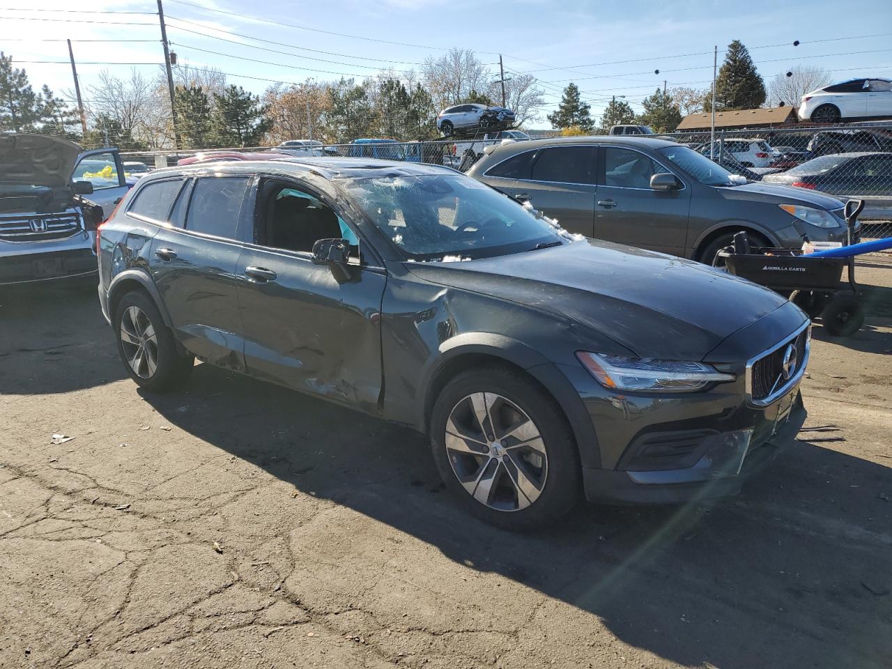 2020 Volvo V60 Cross Country T5 Momentum VIN: YV4102WK1L1037868 Lot: 79750204