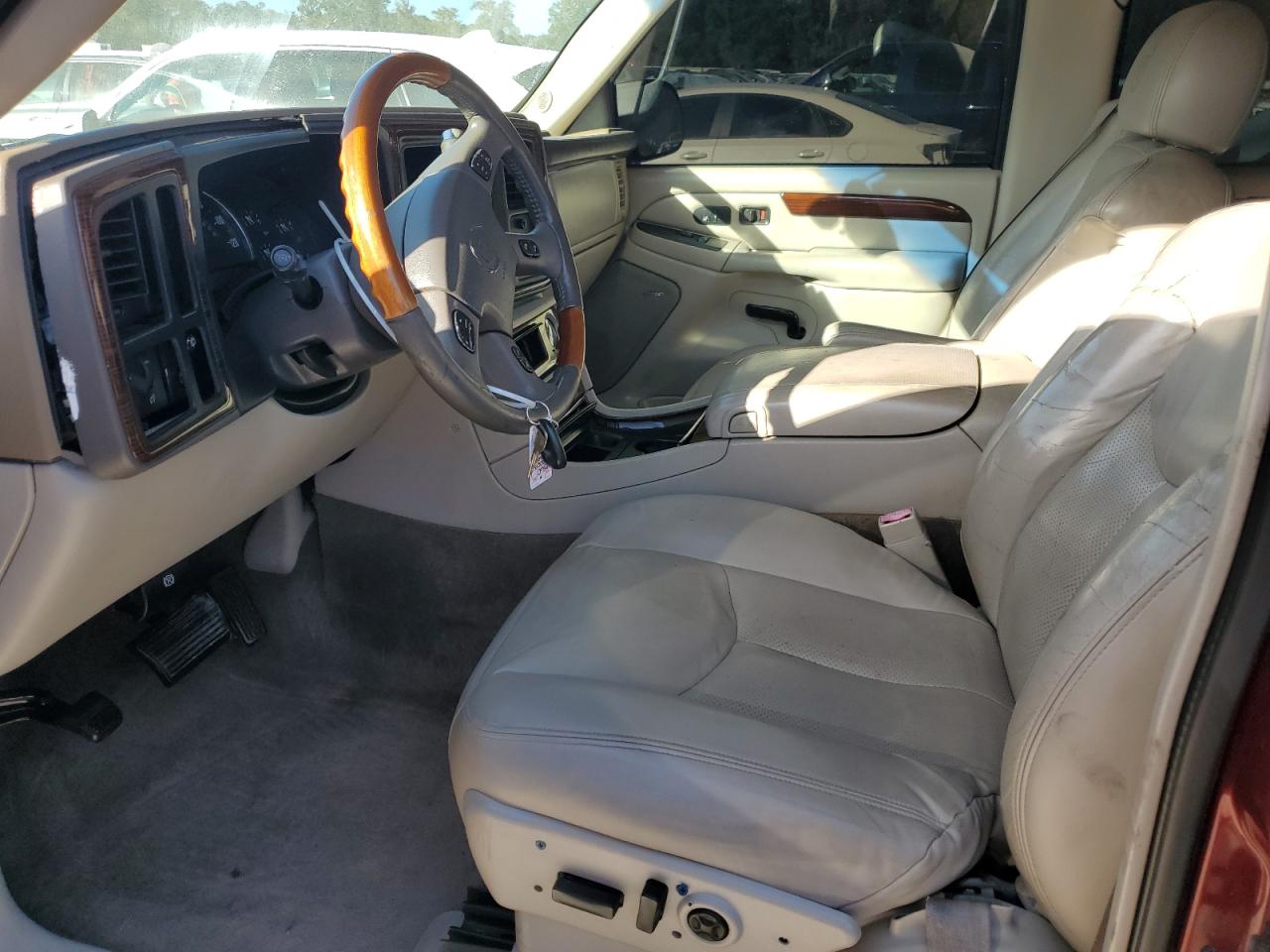 2003 Cadillac Escalade Luxury VIN: 1GYEC63T93R256251 Lot: 79132994