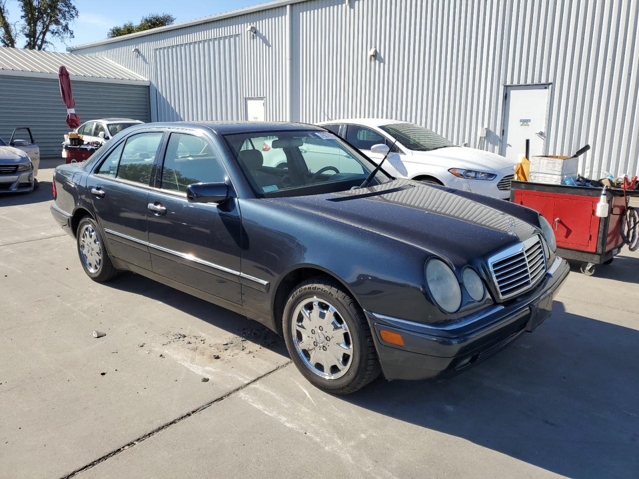 1998 Mercedes-Benz E 320 VIN: WDBJF65F9WA556506 Lot: 79278904