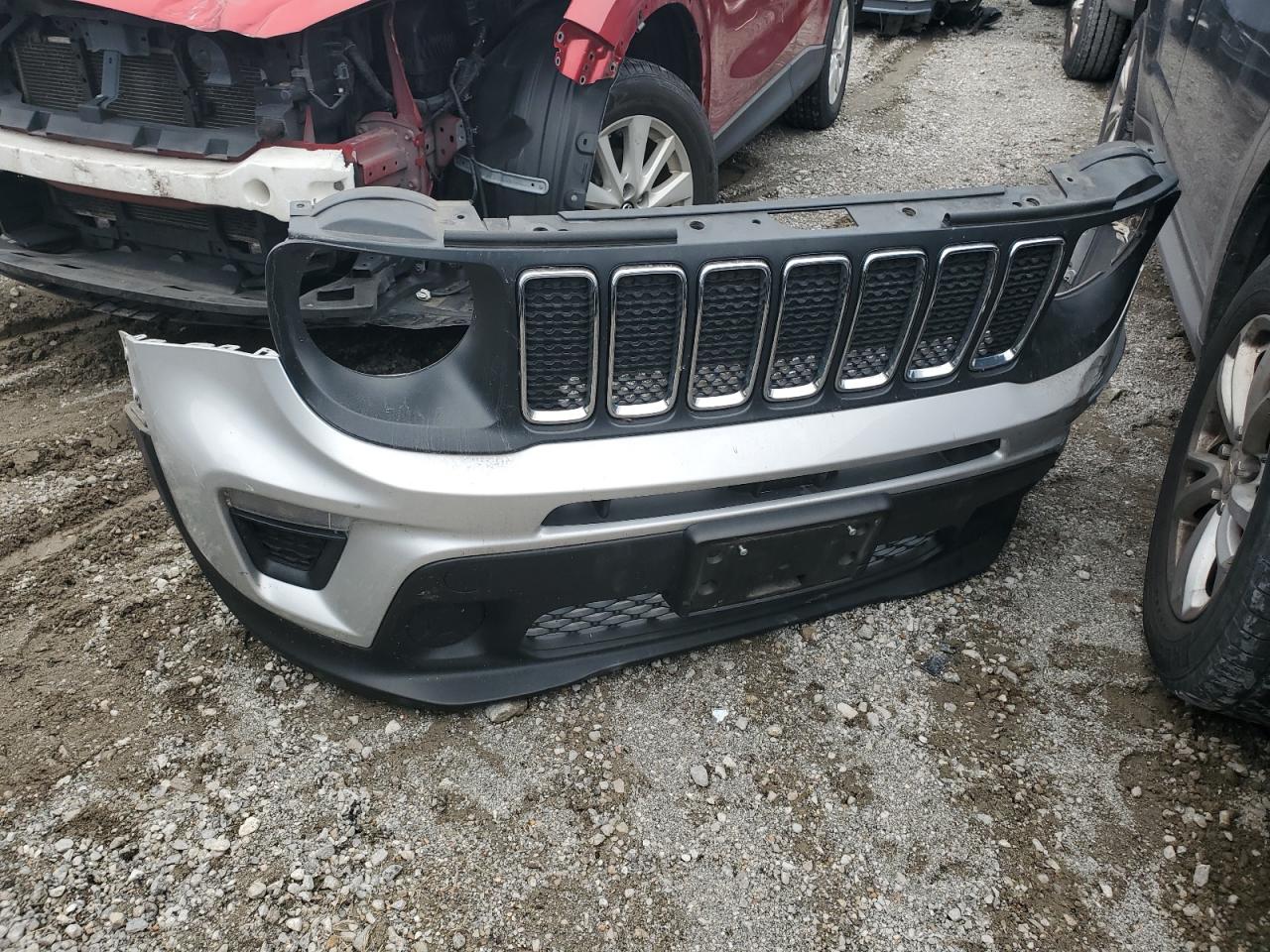 ZACNJBAB7KPJ97001 2019 Jeep Renegade Sport