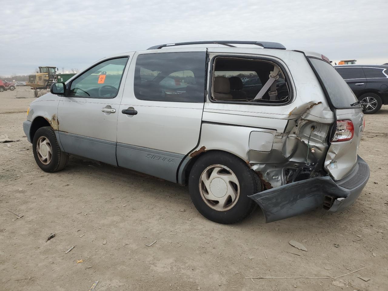 2001 Toyota Sienna Le VIN: 4T3ZF13C01U380455 Lot: 82256374