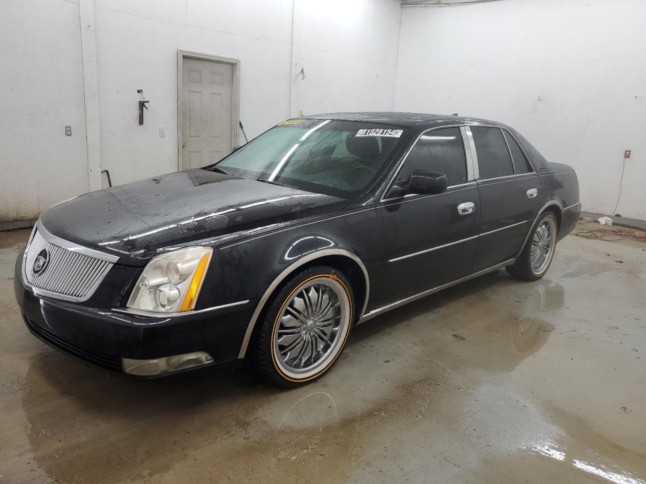 1G6KA5EY7AU122143 2010 Cadillac Dts