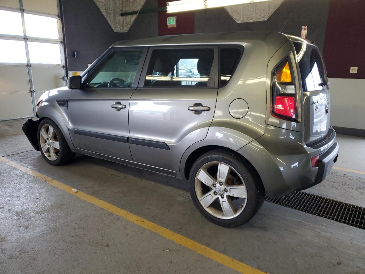 2011 Kia Soul + VIN: KNDJT2A24B7222414 Lot: 81518614