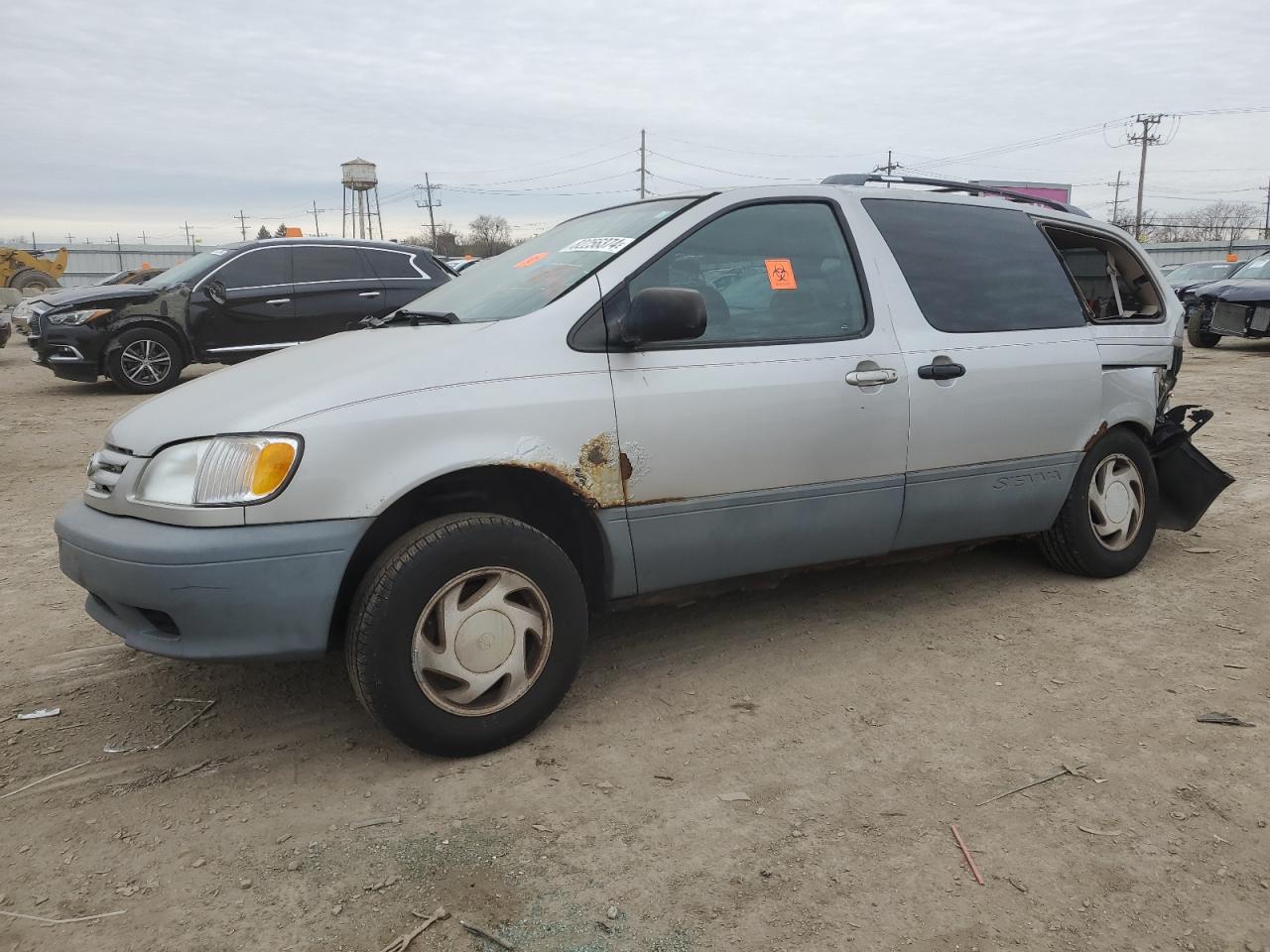 2001 Toyota Sienna Le VIN: 4T3ZF13C01U380455 Lot: 82256374