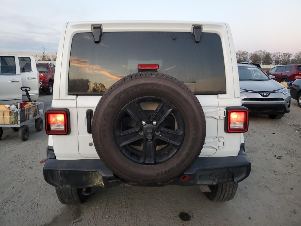 2019 Jeep Wrangler Unlimited Sahara VIN: 1C4HJXEG8KW674539 Lot: 82291524