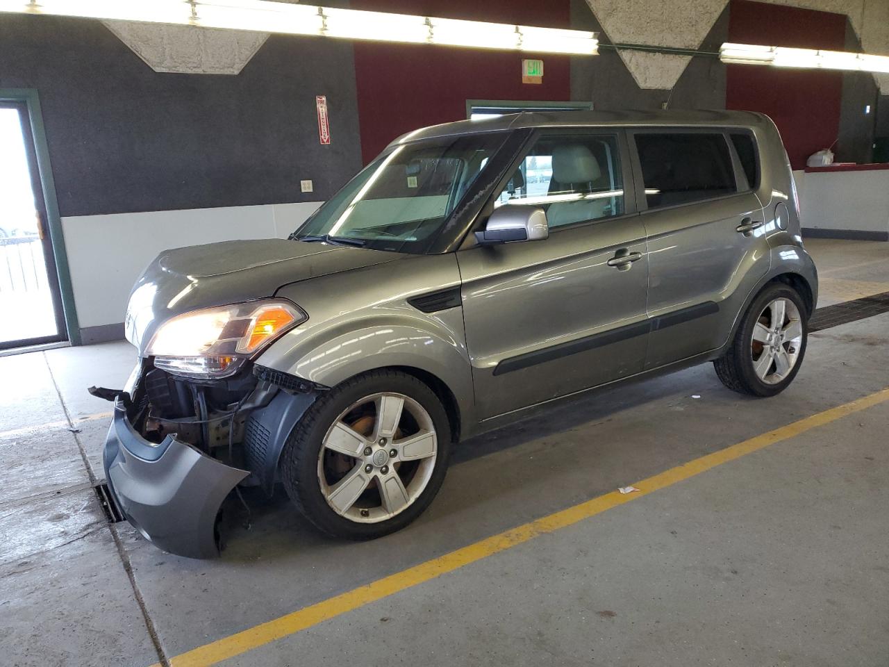 2011 Kia Soul + VIN: KNDJT2A24B7222414 Lot: 81518614