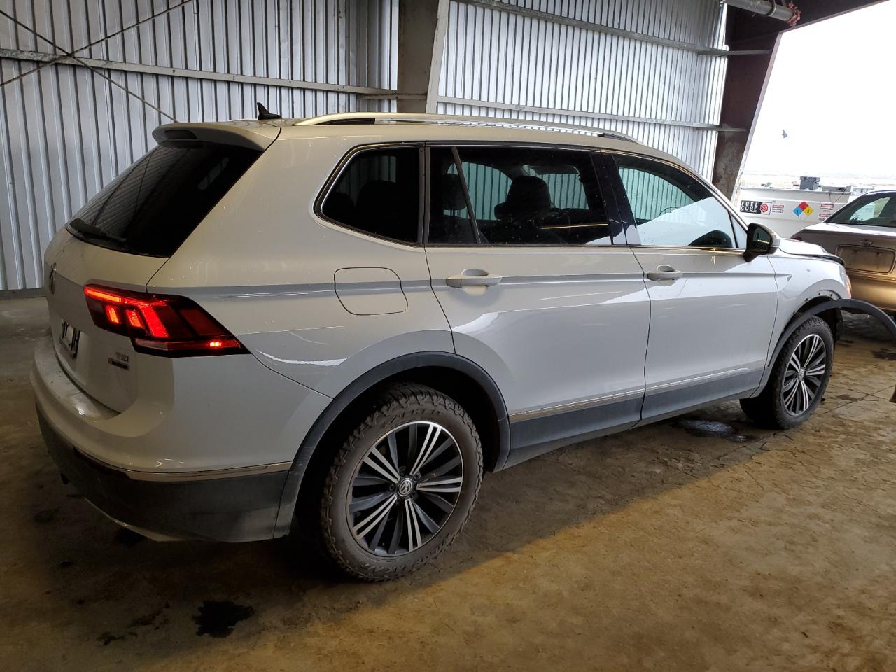 3VV2B7AXXJM172785 2018 Volkswagen Tiguan Se