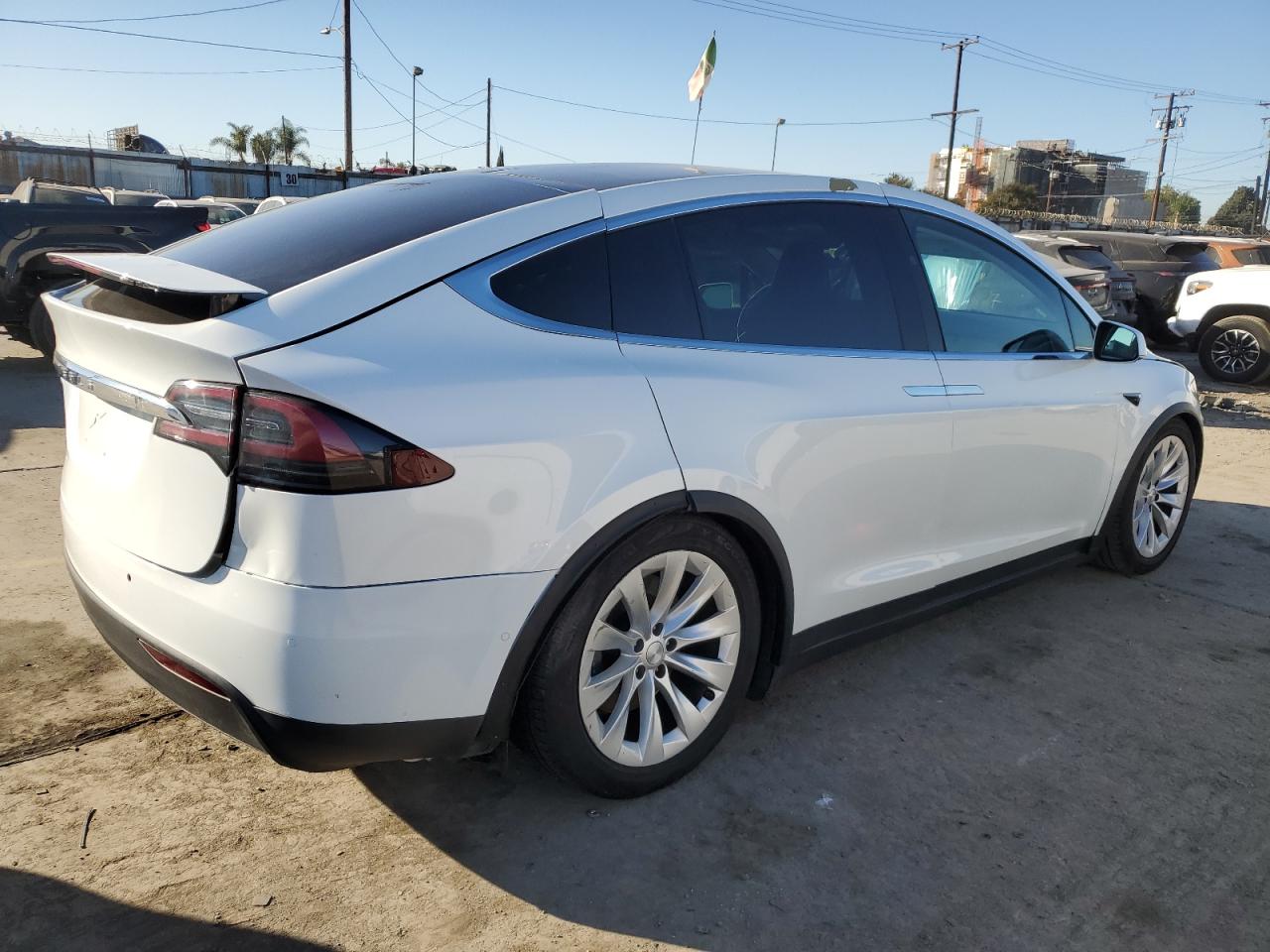 2019 Tesla Model X VIN: 5YJXCAE21KF162939 Lot: 81749384