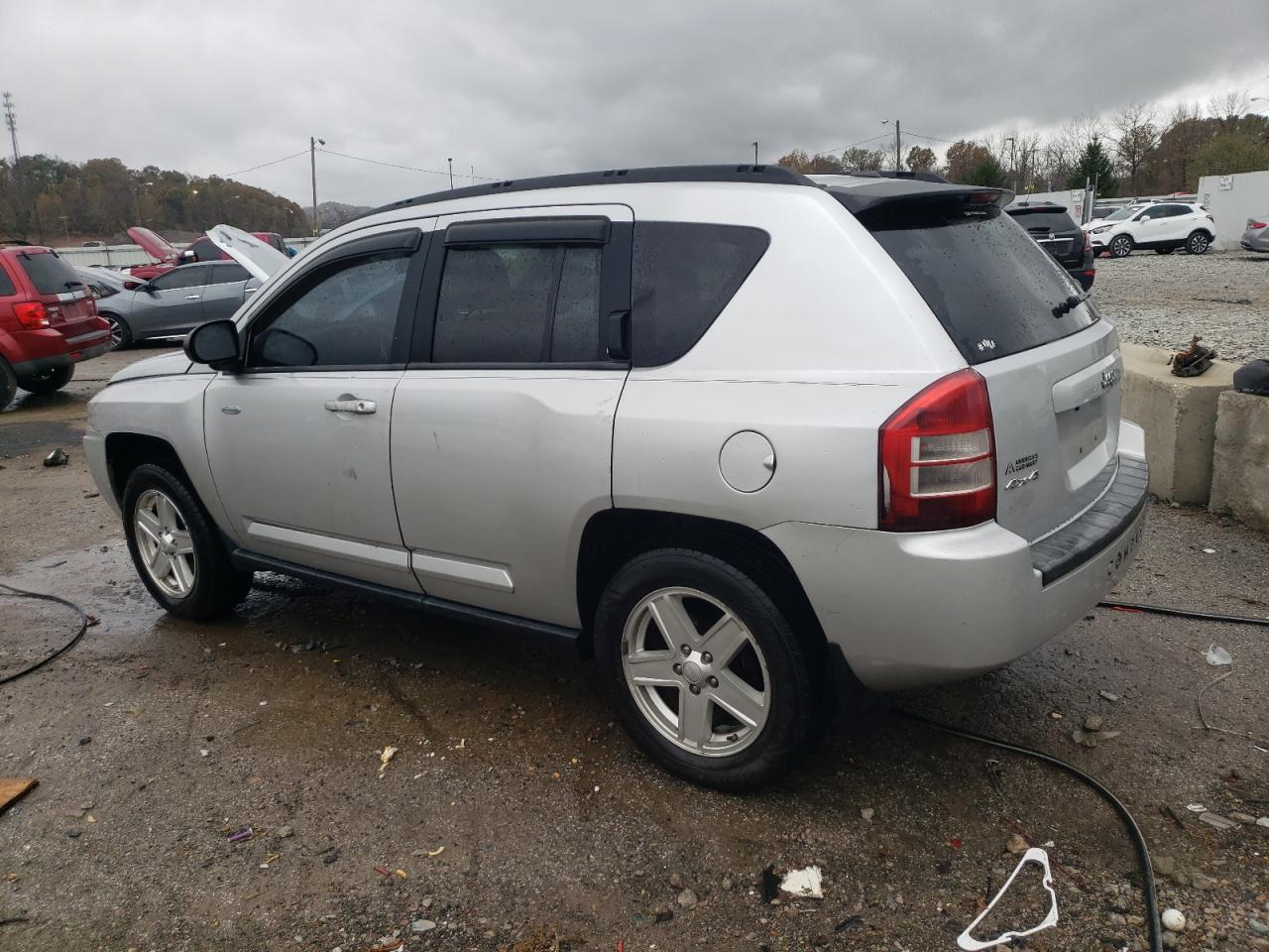 1J4NF1FB1AD646011 2010 Jeep Compass Sport