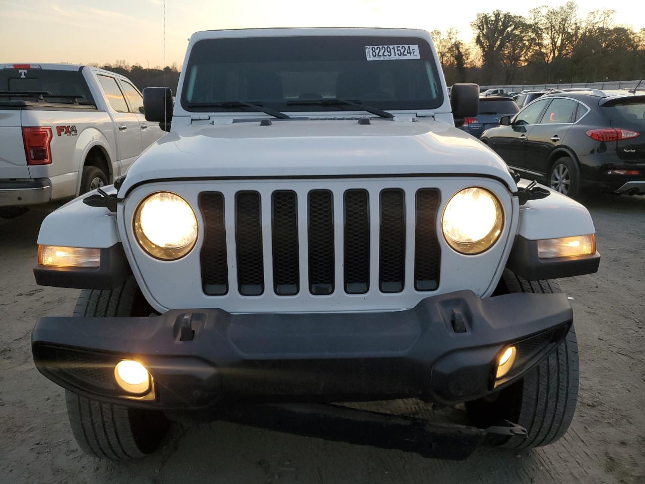 1C4HJXEG8KW674539 2019 Jeep Wrangler Unlimited Sahara