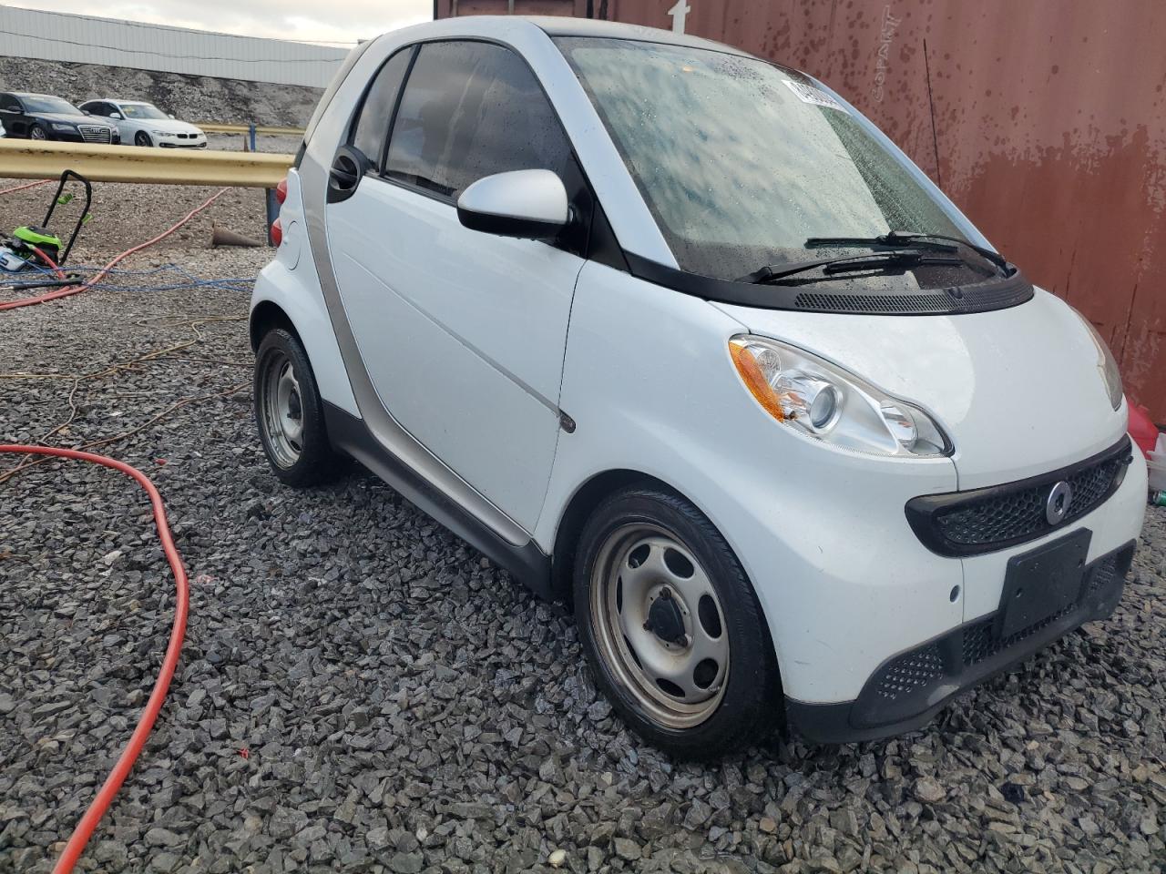 2015 Smart Fortwo Pure VIN: WMEEJ3BA4FK799435 Lot: 84900044