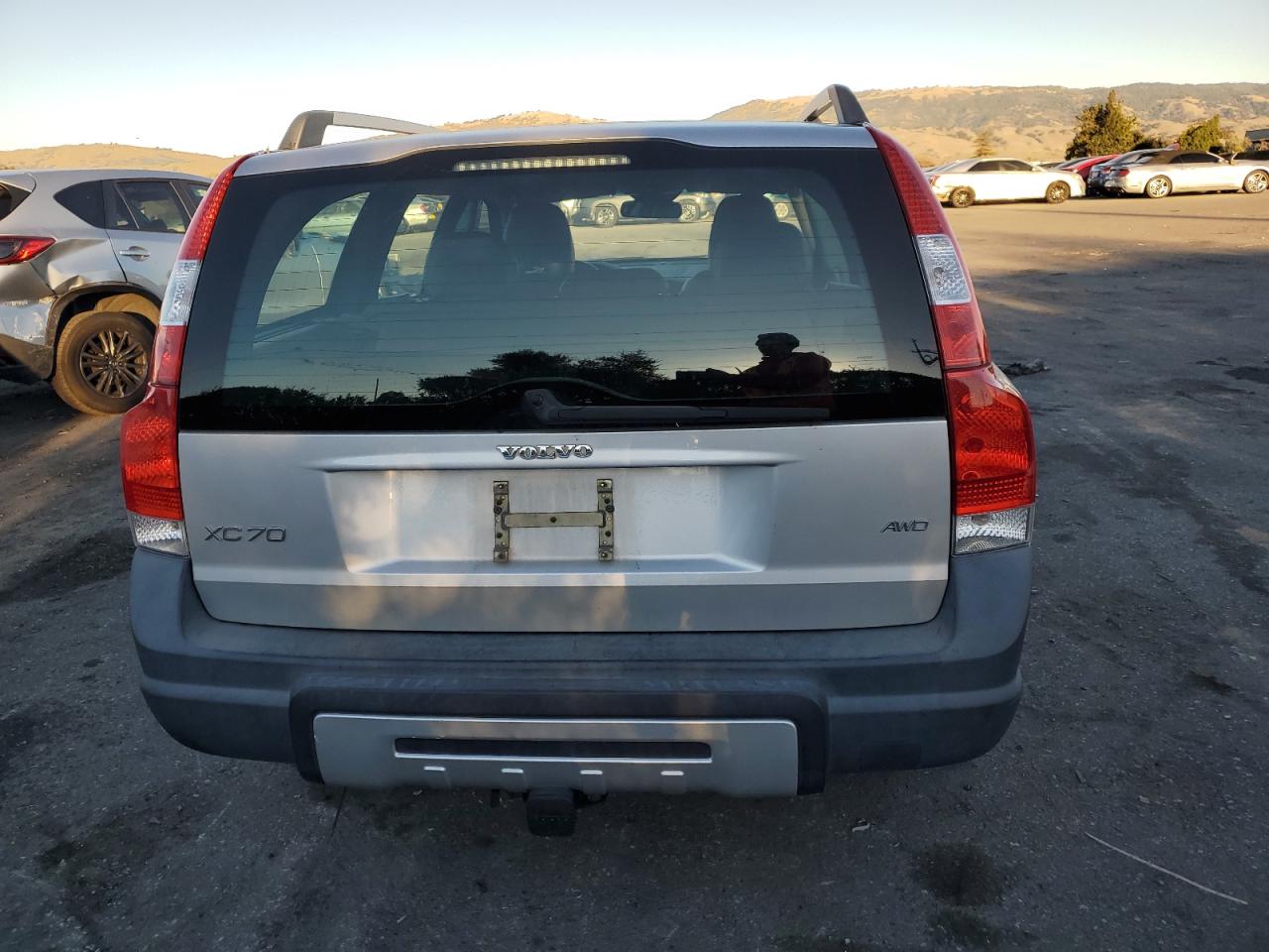 2005 Volvo Xc70 VIN: YV1SZ592751188351 Lot: 84104664