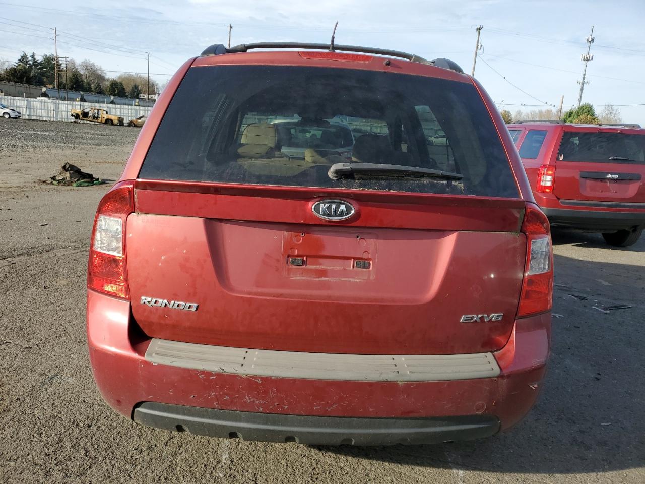 2008 Kia Rondo Lx VIN: KNAFG526287128793 Lot: 84053814