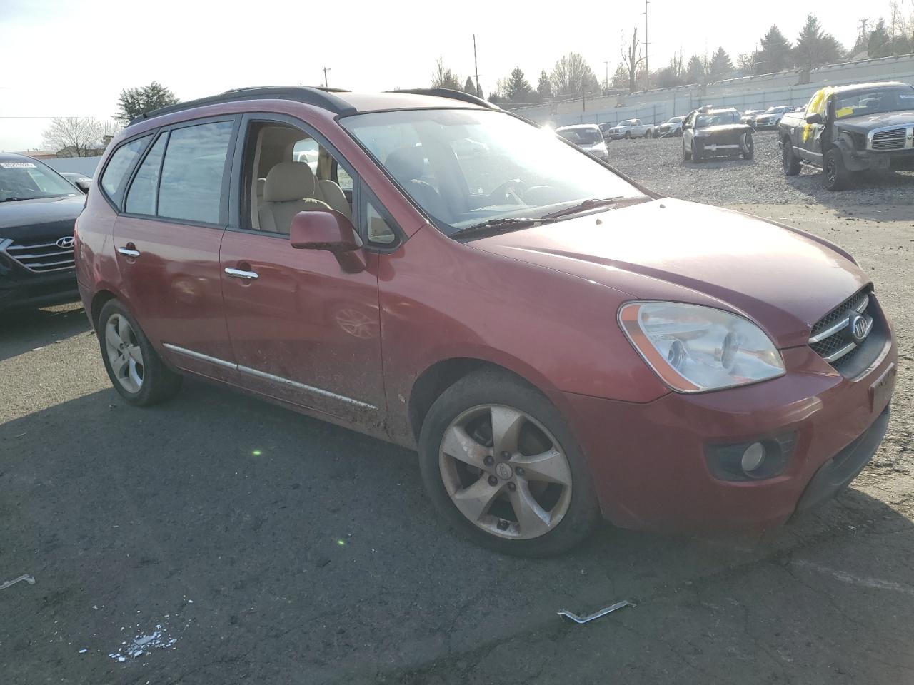 2008 Kia Rondo Lx VIN: KNAFG526287128793 Lot: 84053814