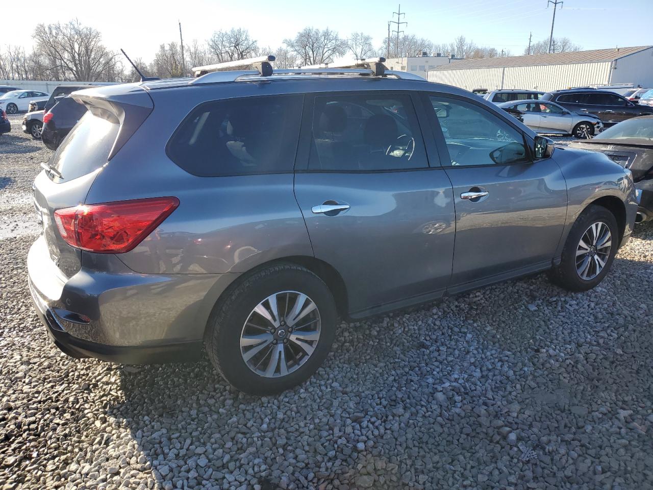 2017 Nissan Pathfinder S VIN: 5N1DR2MM2HC667058 Lot: 85142354