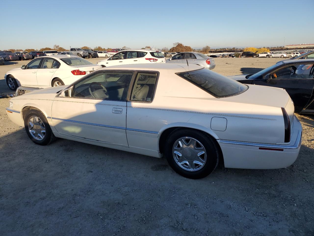 2002 Cadillac Eldorado Esc VIN: 1G6EL12Y12B100821 Lot: 83495214