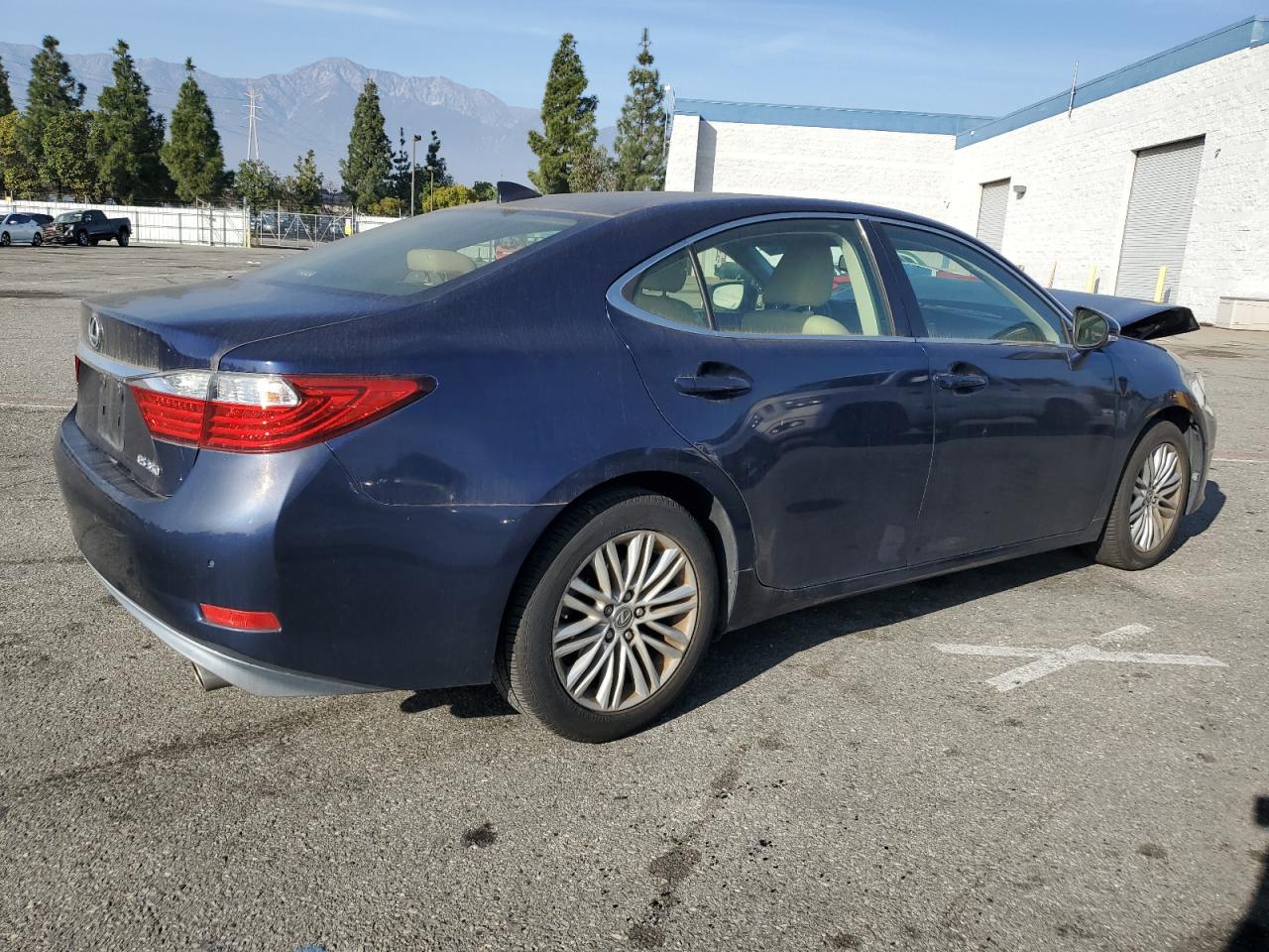 2015 Lexus Es 350 VIN: JTHBK1GG0F2163335 Lot: 84474554