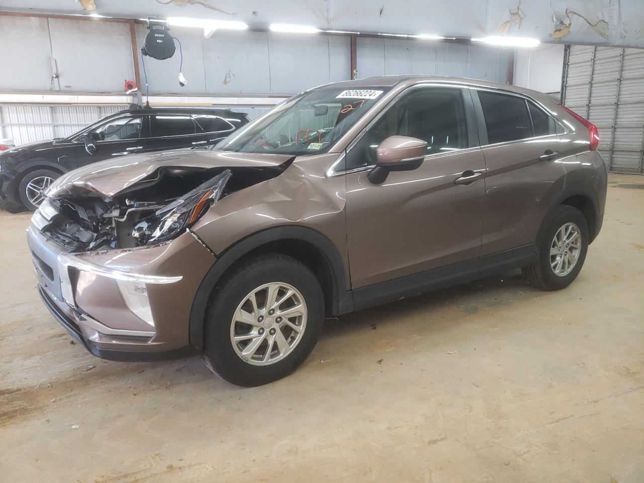 JA4AT3AA5JZ040537 2018 Mitsubishi Eclipse Cross Es