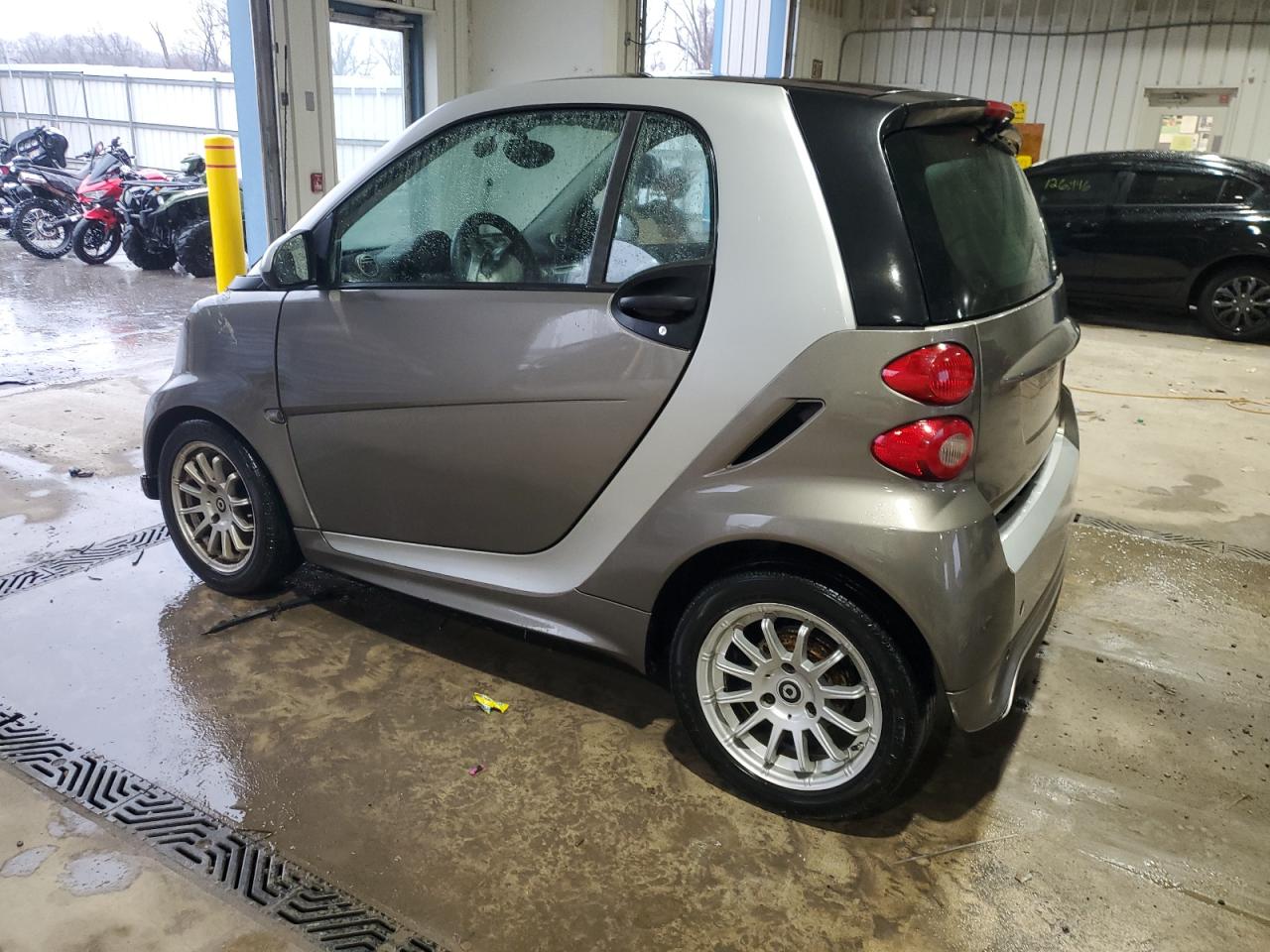 2013 Smart Fortwo Pure VIN: WMEEJ3BA9DK631514 Lot: 83014884