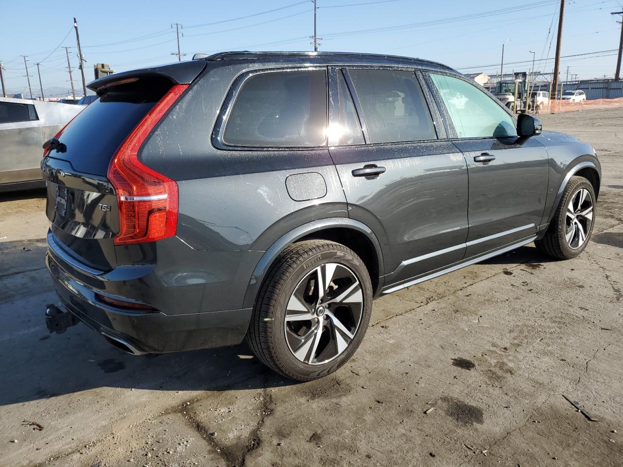 2021 Volvo Xc90 T5 R-Design VIN: YV4102PM3M1726893 Lot: 83891184