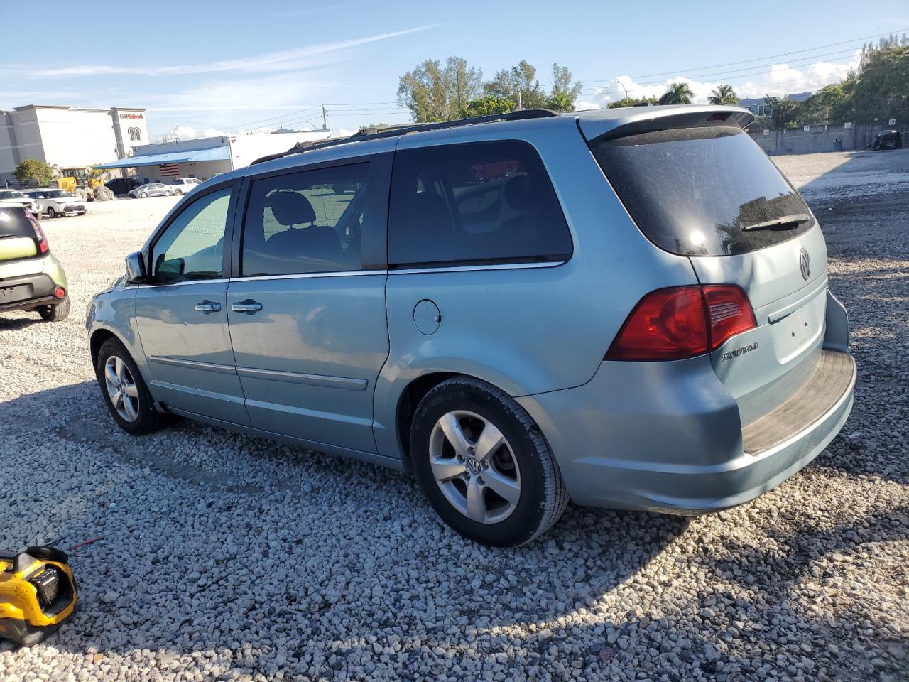 2009 Volkswagen Routan Sel VIN: 2V8HW54X79R608479 Lot: 86601504