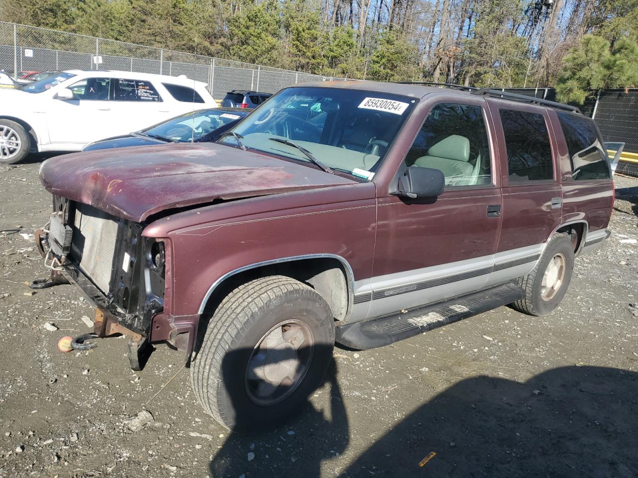 1997 GMC Yukon VIN: 1GKEK13R1VJ702558 Lot: 85930054