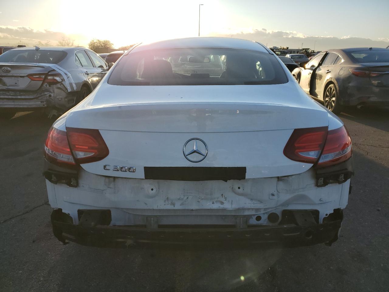 2017 Mercedes-Benz C 300 VIN: WDDWJ4JB8HF358637 Lot: 84721744